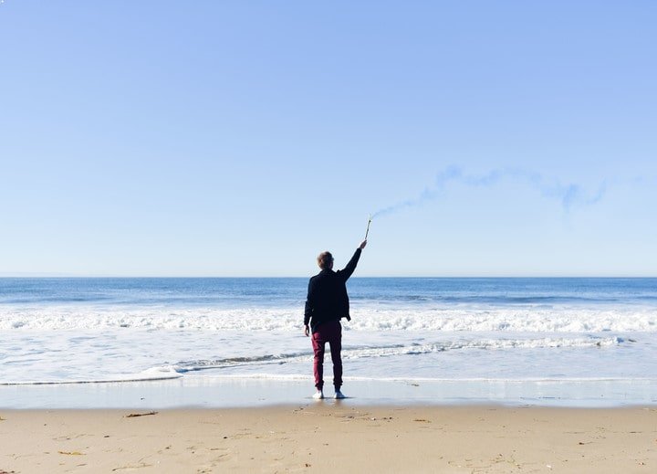 man-beach-sea-coast-sand-ocean-1092554-pxhere.com (1)-min